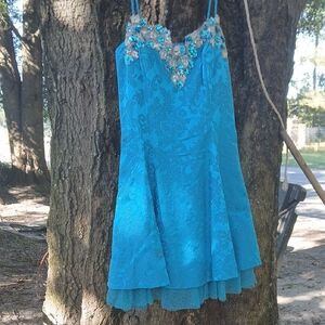 Elegant Blue Floral Dress
